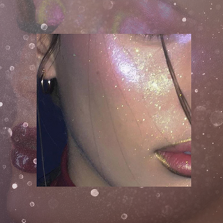 Face & Body Glitter Highlight Spray